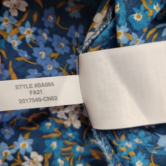 J.Crew x Liberty Top Blouse Women's XS Floral Puff Sleeve Smocked Neck Blue - Picture 8 of 11